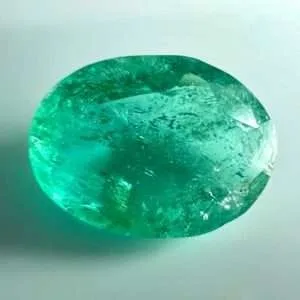 Rare Emerald, Pretty Green, Nice Size, 1.03 ct 7,3x5,7 mm