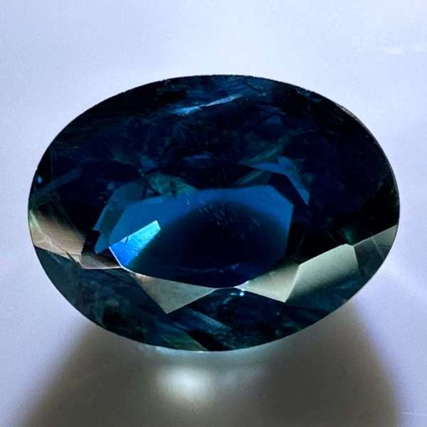 Rare Sapphirine 0.50 ct / 5,7x4,4x2,9 mm - Jamel Gems