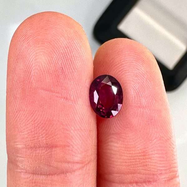 Buy Rhodolite Garnet 1.40 ct - Jamel Gems