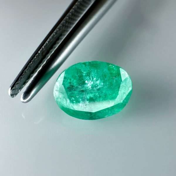 Buy Green Emerald (Zambia) stone online - Jamel Gems