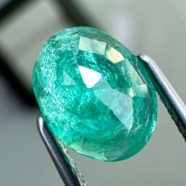 Buy Green Emerald (Zambia) stone online - Jamel Gems