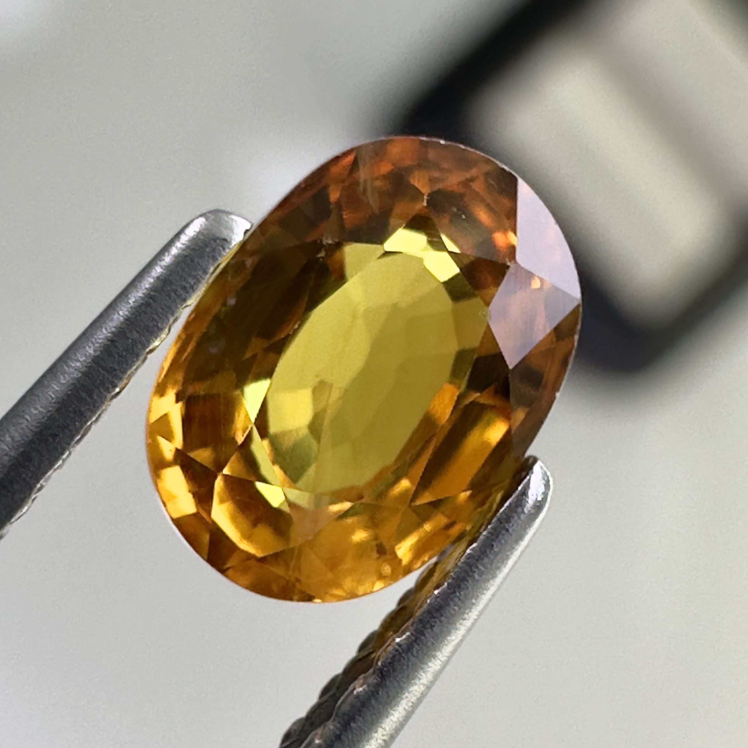 Songea Orange Sapphire 1.28 Carat - Gemstone for Luxury Jewelry