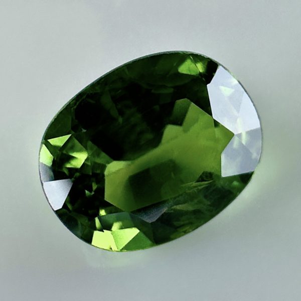 Buy Green Sapphire - Natural Sapphire Thailand